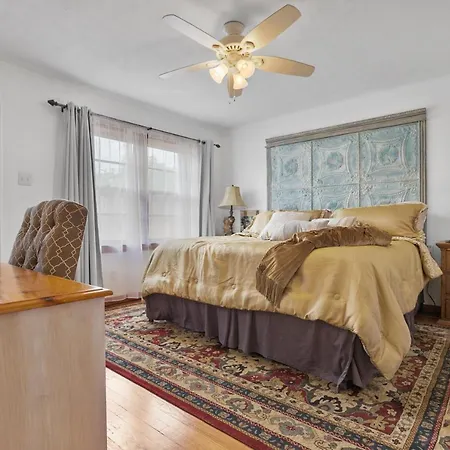 Luxury Oasis- 1 Bedroom Romantic Getaways Lubbock Exterior photo