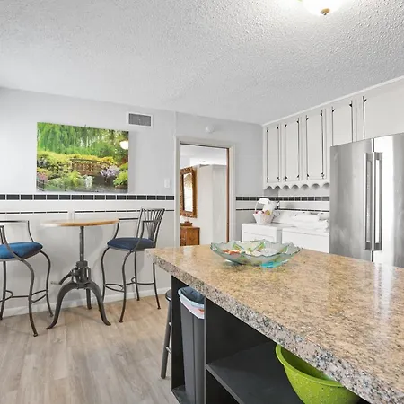 Luxury Oasis- 1 Bedroom Romantic Getaways Lubbock Exterior photo