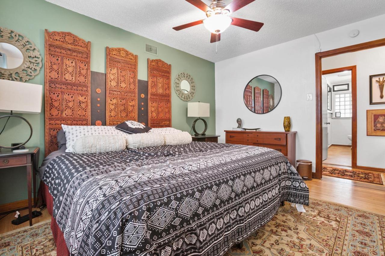 Luxury Oasis- 1 Bedroom Romantic Getaways Apartment Lubbock