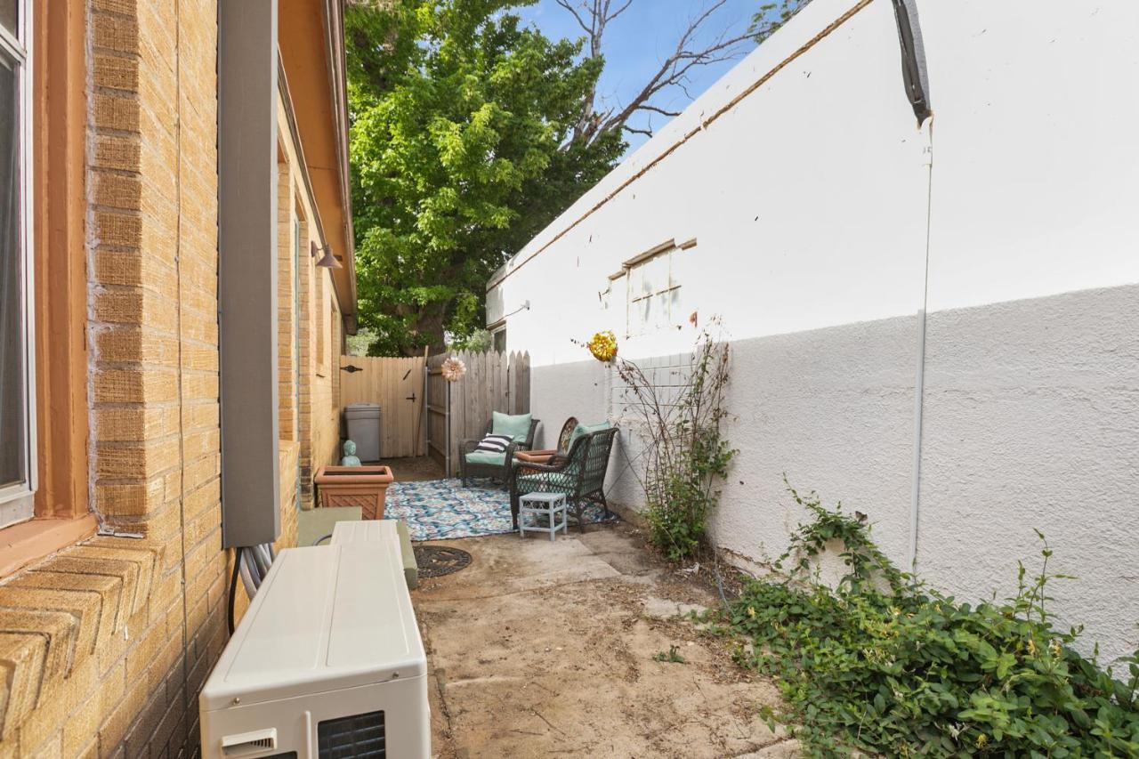 Luxury Oasis- 1 Bedroom Romantic Getaways
