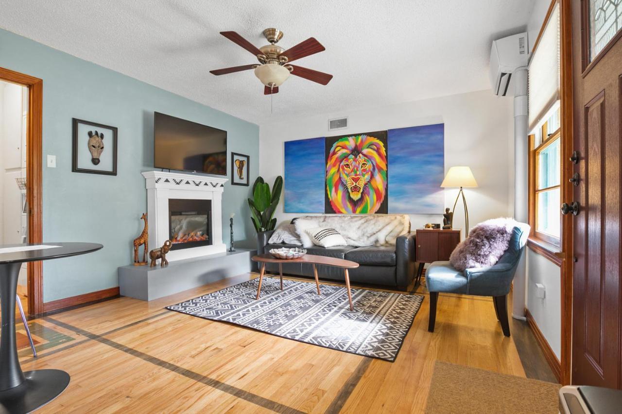 Apartment Luxury Oasis- 1 Bedroom Romantic Getaways Lubbock