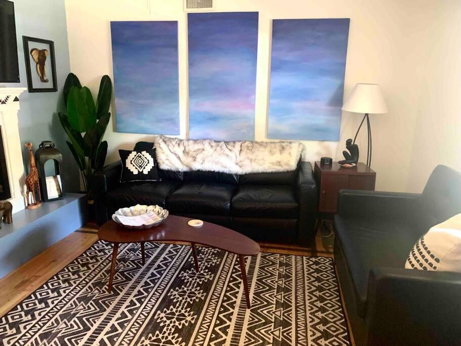 Apartment Luxury Oasis- 1 Bedroom Romantic Getaways