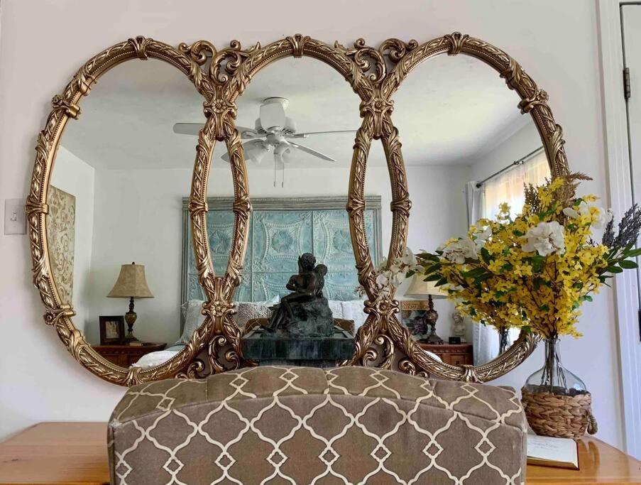 Luxury Oasis- 1 Bedroom Romantic Getaways Lubbock