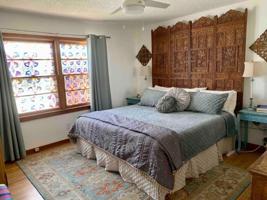 Luxury Oasis- 1 Bedroom Romantic Getaways Apartment