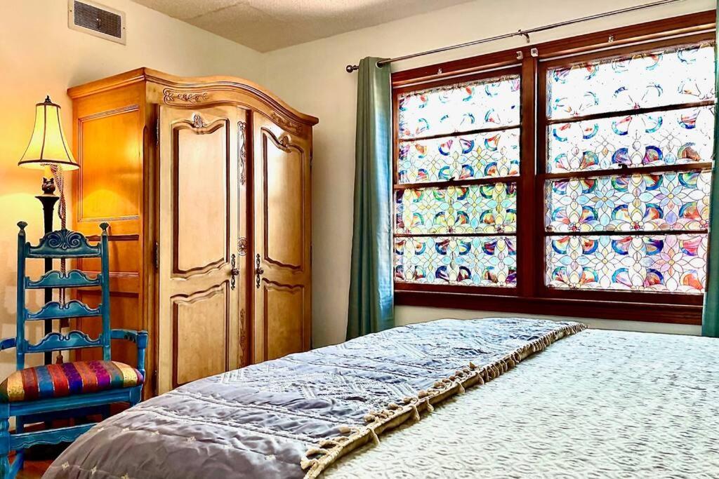 Luxury Oasis- 1 Bedroom Romantic Getaways Apartment Lubbock